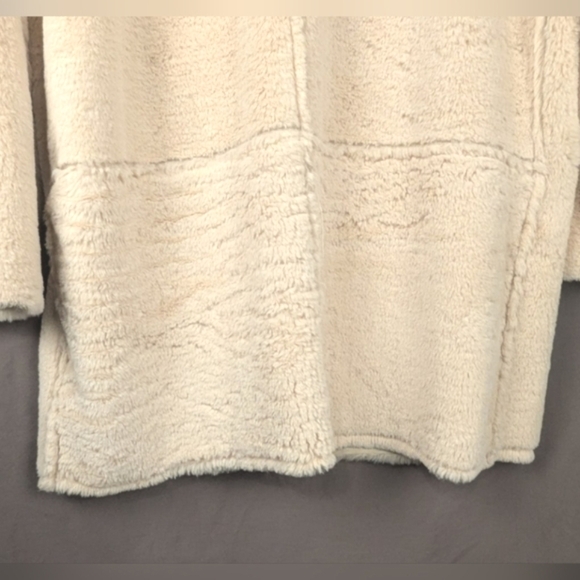 BLANKNYC reversible coat in cream/ivory size large in like new condition - Picture 14 of 15